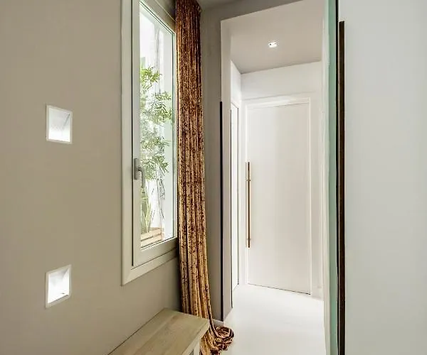 Spectacular By Sebastiana Group *